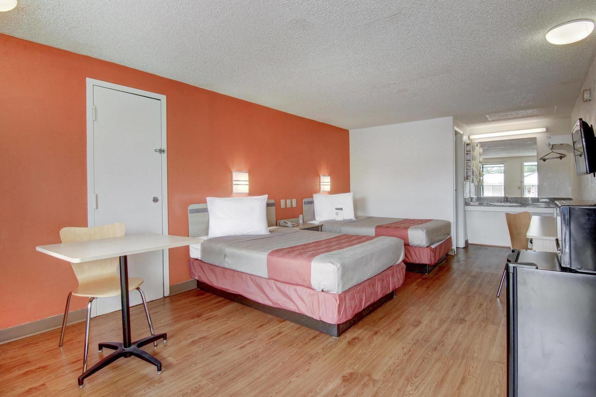 Motel 6-Union City, Ga - Atlanta Airport Eksteriør billede