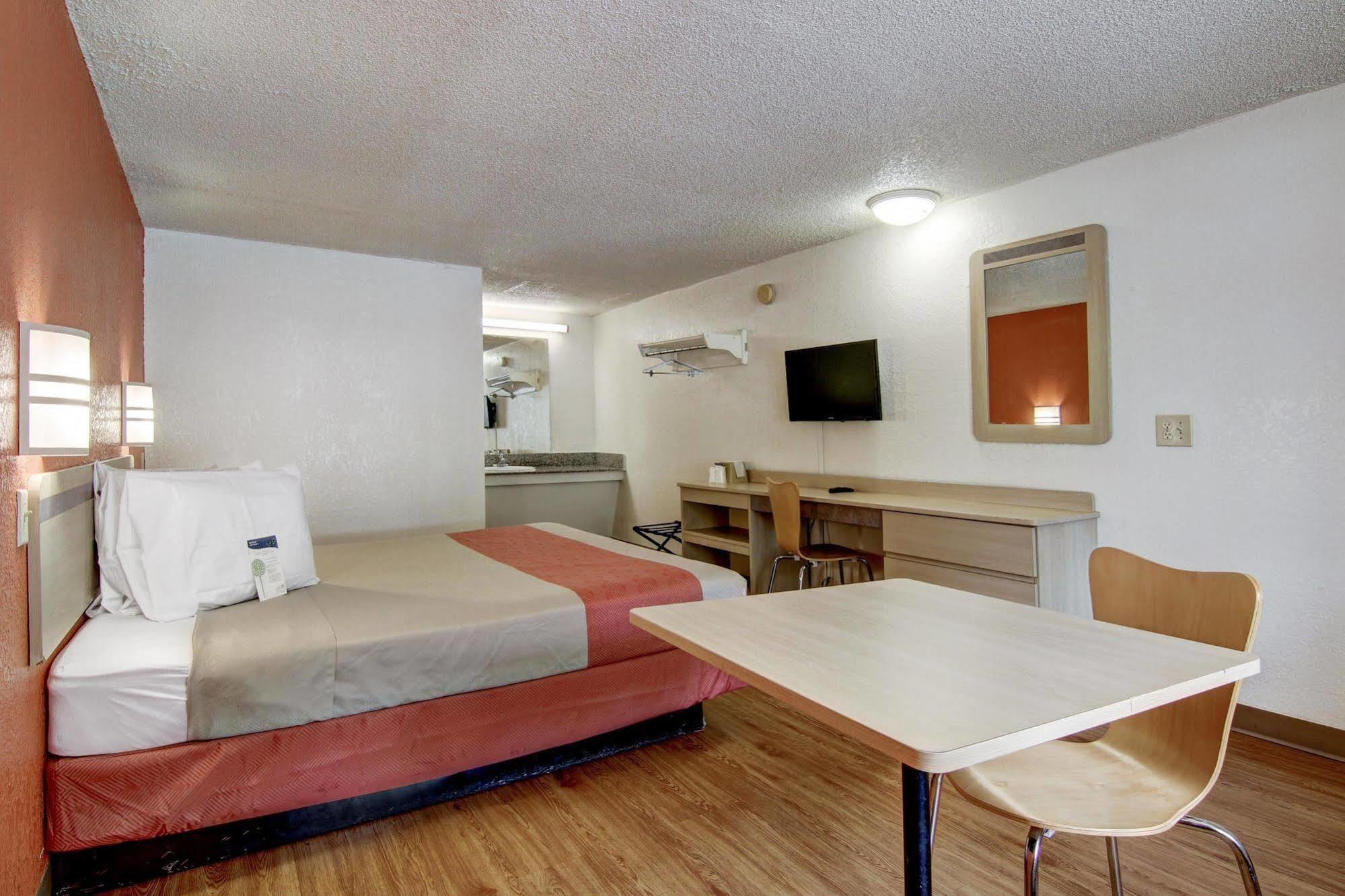Motel 6-Union City, Ga - Atlanta Airport Eksteriør billede